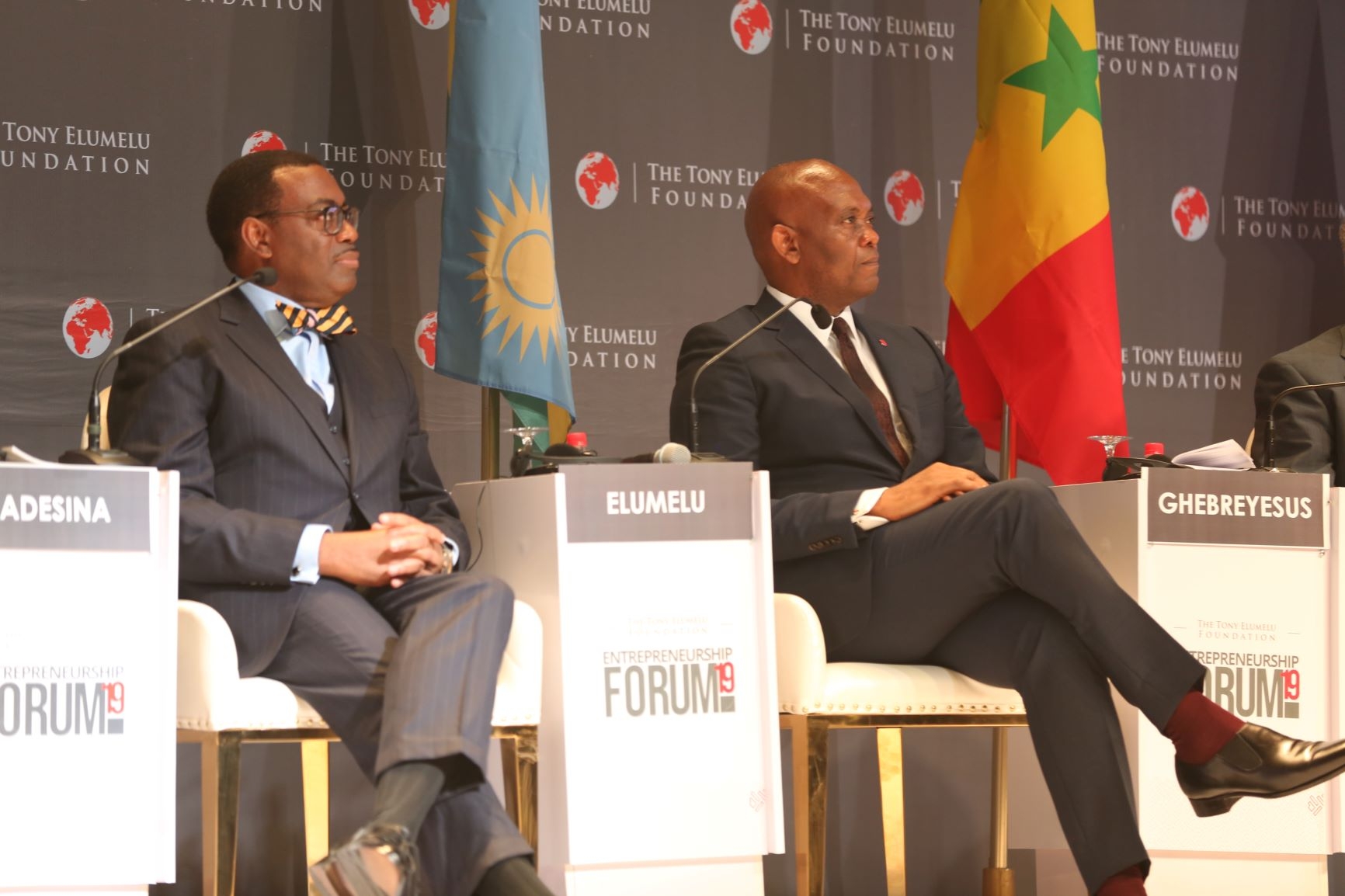 Ce montant représente la première tranche de l'engagement de partenariat de 5 millions de dollars de la Banque africaine de développement.