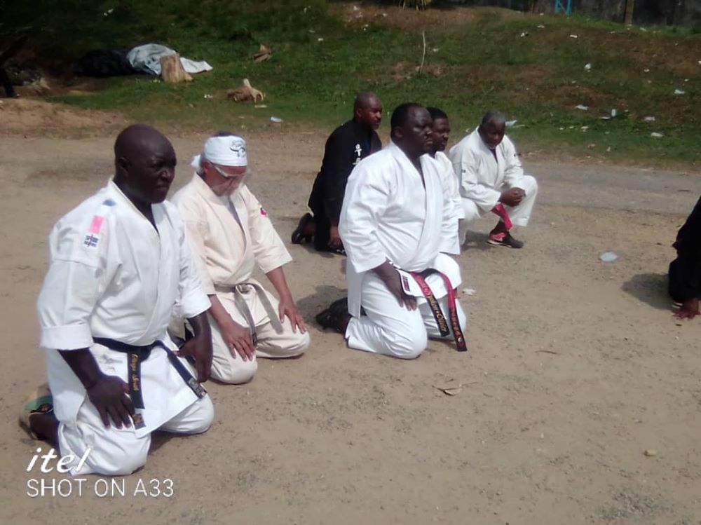 A l’initiative de la Ligue régionale de karaté et disciplines affinitaires du Littoral, la scène s’est déroulée dimanche dernier au Parcours Vita de Douala.