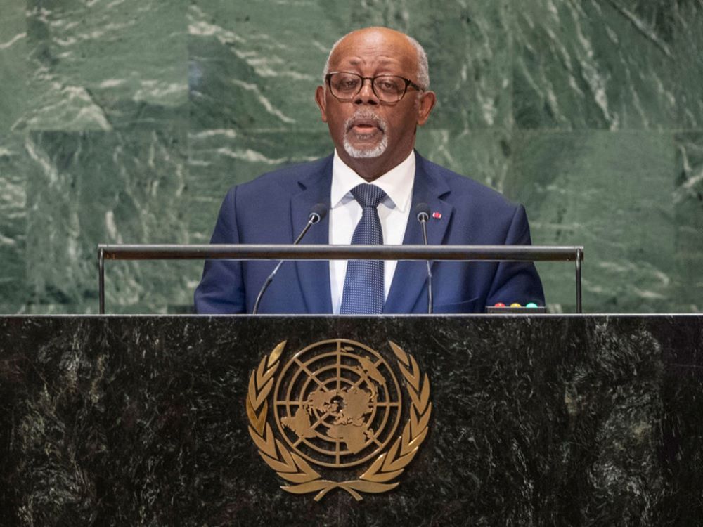 Le ministre des Relations Extérieures du Cameroun, Lejeune Mbella Mbella a lu la déclaration du président de la République à la 76ème session de l’Assemblée générale des Nations Unies, le 25 septembre 2021 à New-York. La rédaction de La Plume de l’Aigle publie ci-dessous l’intégralité de cette intervention.