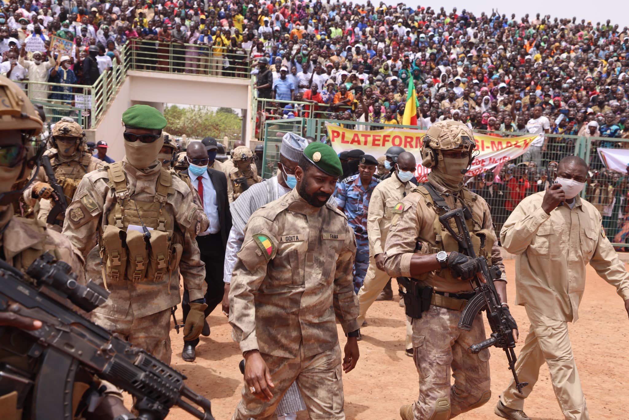 Le Colonel Assimi Goïta était à Koutiala samedi, où il a pris part à la fête du coton. Le président de la transition y a prononcé un discours en langue locale. Un signe de grandeur et de patriotisme salué dans la réaction ci-dessous.