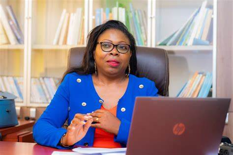 Gouvernance et corruption au Cameroun : Pr Viviane Ondoua Biwole, " le pays doit engager des réformes institutionnelles qui garantissent une gouvernance plus transparente et efficiente qui fonctionne avec intégrité et dans le respect de l'État de droit"