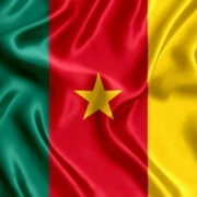 Dans une émission de sport, TV5 Monde a publié un drapeau de la république fictive d'Ambazonie, suscitant une vive polémique au Cameroun. Cet incident met  en lumière l'importance et la nécessité de protéger le drapeau national du Cameroun à tout prix.