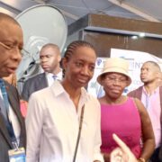 Paul Biya « souhaiterait qu’avec l’expertise acquise, les compétences, qu’ils les amènent au Cameroun pour que le pays en profite, parce que c’est la diaspora qui va développer aussi le Cameroun d’une part. Bien sûr qu’il y a des locaux, mais l’implication de la diaspora est aussi importante », pense l’ambassadeur du Cameroun en France.