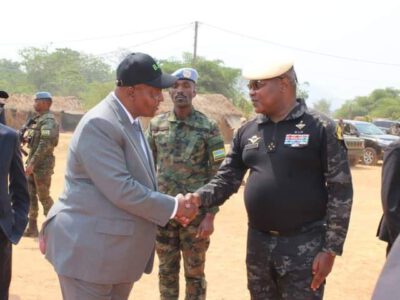 La première cuvée du Bataillon d’intervention rapide (BIR) de la République centrafricaine est sur le terrain. La cérémonie relative à leur opérationnalisation a été présidée hier mercredi 7 février 224, au camp Kassai par le chef de l’Etat centrafricain, le professeur Faustin Archange Touadera.