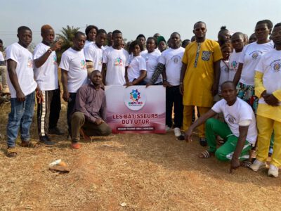 Doumaintang, dans le Haut Nyong, région de l’Est du Cameroun, a vibré au rythme de la 58e édition de la fête de la jeunesse hier dimanche 11 février 2024. C’était sous le signe de l’actualisation des grands chantiers lancés par le Chef de l’Etat Paul Biya.