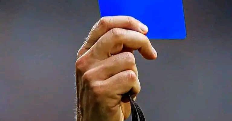 L’International Football Association Board (IFAB) et la Fédération Internationale de Football Association (FIFA) sont dans la tourmente. Pendant que le premier suggère de faire des essais au niveau de l’élite du football, le second défend bec et ongle que le test doit se faire au niveau inférieur et de manière responsable.