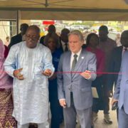 Le ton a été donné ce samedi 17 février au Palais des congrès de Yaoundé par le représentant du ministre du Commerce, qui a procédé à la coupure du ruban symbolique. L'ouverture officielle au grand public aura lieu le lundi 19 février 2024.