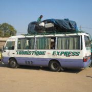 Selon l’administrateur civil principal, Dahirou Yaya, les responsables de cette agence de voyage de son territoire de commandement ont procédé, de façon unilatérale, à l'augmentation du coût du transport Belabo-Bertoua, passant de 1500 FCFA à 2000 francs CFA. Lire le communiqué de l’autorité administrative.