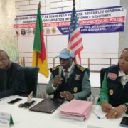 Police humanitaire : les membres de l'IPCSL reçoivent leurs attributs à Douala 