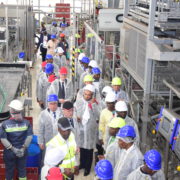 Montée sur une superficie de 2800 m2, cette nouvelle ligne de production inaugurée le 21 mars 2024 dans la capitale camerounaise, a une capacité de production 35 000 bouteilles par heure.