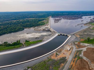 Le ministre camerounais de l'Eau et de l'énergie aura une séance de travail sur le site de la centrale hydroélectrique de Nachtigal. Il préside par la même occasion la cérémonie d'injection des 60 premiers mégawatts de ce barrage dans le réseau interconnecté Sud.