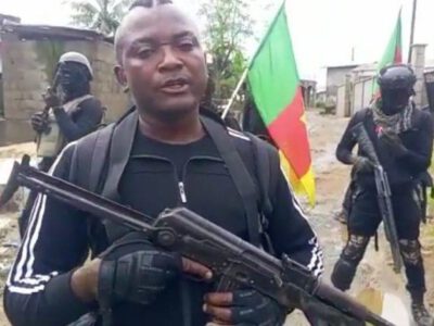 Pendant qu’il est dit à travers plusieurs canaux d’information que John Ewome Eko, aurait transgressé de diverses manières les ordres et la règlementation auxquels il devait se soumettre et se serait comporté de manière indigne en tant qu’autorité traditionnelle, le concerné a donné une autre version qui détruit totalement les allégations portées contre lui. 