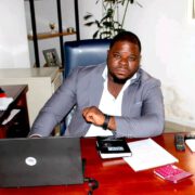 Un mois après sa nomination au poste de Directeur Afrique et de l’information de la chaîne de télévision tchadienne, le Camerounais a pris la tête de la direction générale du média ce vendredi 17 mai 2024. Voici quelques défis du nouveau patron.  