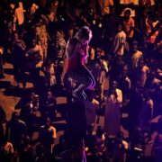 La pro du fil a joué avec les émotions des Camerounais dans la capitale économique hier mardi 21 mai 2024, lors de son spectacle « respire ».
