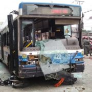 Les accidents de la circulation reviennent en force dans les capitales politique et économique du Cameroun. Les mesures conservatoires prises jusqu’ici par Jean-Ernest Ngalle Bibehe semblent insuffisantes pour stopper l’hémorragie.