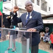 La salle du restaurant La Chaumière, sis au quartier Bonapriso à Douala, sera aux couleurs du panafricanisme les 10 et 11 août 2024. Durant ces deux jours, le Nouveau mouvement populaire (NMP), un parti politique camerounais présidé par le leader panafricaniste Banda Kani y tiendra son troisième congrès national sous le thème: «Pour une action exceptionnelle de Dieu, père universel de tous, en faveur du Cameroun».