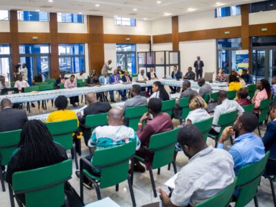 Un atelier de formation sur la priorisation, le montage et le financement de projets d'adaptation au changement climatique, sensible au genre au Cameroun, organisé par ICLEI Africa, se tient au siège du Fonds Spécial d’Équipement et d’intervention intercommunautaire (Feicom). Les travaux ouverts hier mardi se referment ce 28 août 2024.