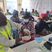 Après l’étape d’Edéa, la caravane santé Mobile Care de Boissons du Cameroun s’est déportée du 7 au 8 août 2024 du côté de Pouma dans le département de la Sanaga-Maritime, région du Littoral.