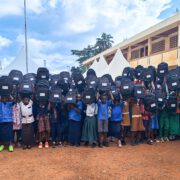 Dans le cadre de l’excellence scolaire 2024, Boissons du Cameroun offre 750 bourses scolaires pour les meilleurs élèves du département du Noun, du Djerem et du Fako. Les cérémonies de remise de 500 kits scolaires composés de l'ensemble des livres inscrits au programme et des sacs de classe aux meilleurs élèves des départements du Noun et du Djerem ont eu lieu le 12 septembre 2024. Elles se sont déroulées en simultanée dans les villes de Foumban, Ngaoundal et Tibati.