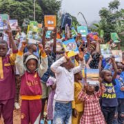 À quelques jours de la prochaine rentrée scolaire, les meilleurs élèves de la SIL en Terminale de Nzemelem, ont été récompensés le 1er septembre 2024.