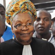 Accusée par le ministre de l’Administration territoriale (Minat) de possibilité de « blanchiment de capitaux » et de « financement du terrorisme », Me Alice Nkom nie tout en bloc sur les antennes de Radio France Internationale (RFI) : « C'est un grossier mensonge. Le Redhac est là surtout pour avoir un œil sur les détournements massifs des ministres et de tout ce qui touche à la gestion des finances publiques ».