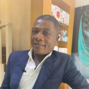 La première édition de la Foire de Lendi a officiellement été lancée mercredi 18 décembre 2024 au Complexe multisports de Lendi, situé à Douala 5. Elle s’y déroule jusqu’au 22 décembre. Ci-dessous, l’intégralité du discours prononcé par le Coordonnateur général de ce rendez-vous économique et culturel.
