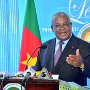 Une nouvelle série de décrets portant révocation de 297 agents de l’État a été signé le 05 février 2025 par le Secrétaire général des Services du Premier ministre. 