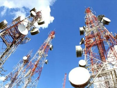 Incapables d'effectuer des appels, de se connecter à Internet ou même de faire des transactions financières, les abonnés de ces deux opérateurs de téléphonie mobile de cette ville camerounaise vivent le calvaire depuis plusieurs jours.