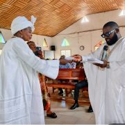 Redonner ses lettres de noblesse, sa splendeur et sa dynamique d’antan à la ville de Nkongsamba, tel est l’objectif principal que s’est fixé cet élu municipal du chef-lieu du département du Moungo. Sous l’impulsion du maire de Nkongsamba 1er, El Hadj Oumarou, Farel Nken ne ménage aucun effort pour trouver des solutions aux préoccupations des populations de sa municipalité.