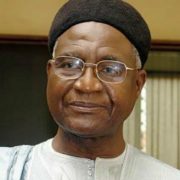 Les régions septentrionales du Cameroun sont en ébullition à quelques mois de l’élection présidentielle. Bello Bouba Maïgari, actuel ministre d’Etat, ministre du Tourisme et des loisirs, fait partie des figures emblématiques qui semblent s’éloigner de l’alliance tissée avec le président sortant, Paul Biya. Dans cette tribune, André Luther Meka, communicant du Rassemblement démocratique du peuple camerounais (Rdpc) revient sur le retour au pays du président de l’Union nationale pour la démocratie et le progrès (Undp). Ce dernier a convoqué une réunion extraordinaire de son parti pour le 28 juin 2025.  