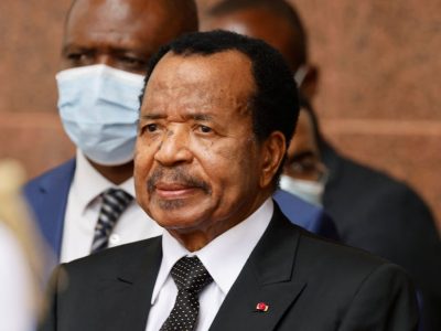 Dans une déclaration d’une rare virulence, huit personnalités du fief de Paul Biya dénoncent 43 ans de « règne sans partage » et appellent à un sursaut citoyen avant la présidentielle d’octobre 2025.