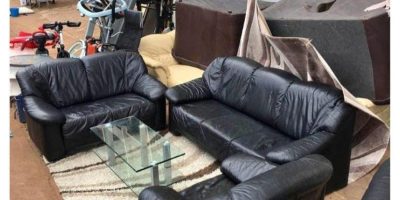 Malgré leur qualité et leur durabilité, les objets périmés en provenance des pays industrialisés connaissent une concurrence de taille dans la capitale économique camerounaise. Ce mardi 3 juin 2025 est jour « d’arrivage » pour certains gérants de magasins.