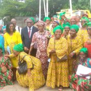 La 15e édition de la Journée internationale des veuves se déroule le 23 juin prochain. En prélude à cette célébration, la mairie d'arrondissement de Douala 3e a procédé le lundi 16 juin 2025 au lancement d’une semaine d'activités y relative. C'était en présence du maître des lieux, Valentin Bossambo Epoupa.