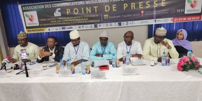 L'appel à la paix avant, pendant et après l'élection présidentielle du 12 octobre 2025 est la quintessence de la conférence de presse de l'Association des communicateurs musulmans pour la promotion de la paix au Cameroun (AC2PC ) le 11 juillet à Douala.