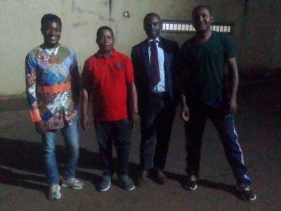 La scène s’est déroulée le 13 juillet 2025. Grâce à l’intervention musclée du Syndicat national des professionnels de l’information et de la communication du Cameroun  (SPIC), les trois ex-employés de Jean Igor Biwolè ont pu regagner leurs domiciles.