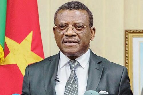 La session parlementaire de juin 2025, habituellement dédiée au Débat d’Orientation Budgétaire (DOB), s'est achevée sans véritable discussion. Le Premier ministre Joseph Dion Ngute, attendu le 1er juillet, a reporté sa présentation au 7 juillet, juste avant la clôture des travaux. Ce délai témoigne d'une dérive d'un État en proie à des défaillances de planification et de gouvernance.