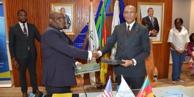Un accord de partenariat stratégique entre les tops management du Port autonome de Douala et Leilak Estates Corporation Sarl a été signé le 1er août 2025. Il en résultera la construction d’un complexe hôtelier cinq étoiles baptisé « Muayé » (la lumière en langue Douala). Coût total de l’investissement : 160,3 milliards FCFA. 