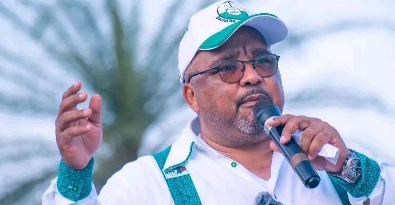 Le candidat du Social democratic front (SDF) au prochain scrutin présidentiel était face à la presse ce 19 août 2025 à Yaoundé pour dérouler son programme politique. 