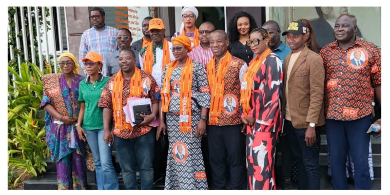 L’Union nationale des fonctionnaires et agents de l’État pour le rassemblement des Houphouëtistes (UNAFORH) a tenu ce jeudi 28 août 2025 un point de presse au siège du RHDP, sis à Cocody Rue Lepic, pour exprimer son soutien ferme à la candidature du président sortant Alassane Ouattara à l’élection présidentielle d’octobre prochain.