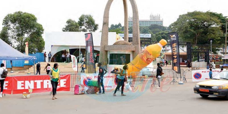 Yaoundé en Fête (YA-FE) soufflera avec éclat ses 20 bougies au Palais des Congrès de Yaoundé, du 19 décembre 2025 au 04 janvier 2026. Ce jubilé, avec pour thème « YA-FE 2025 : le rendez-vous de toutes les générations », promet une célébration mémorable, inclusive et résolument tournée vers toutes les générations.