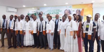 L’Union de la santé et du social pour le RHDP (US-RHDP), présidée par le Dr Djénéba Ouattara, a tenu ce mercredi une conférence de presse au siège du parti à Cocody. Objectif : annoncer la mobilisation de cette organisation spécialisée en faveur de la candidature du président sortant Alassane Ouattara à l’élection présidentielle d’octobre 2025.