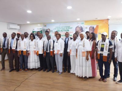 L’Union de la santé et du social pour le RHDP (US-RHDP), présidée par le Dr Djénéba Ouattara, a tenu ce mercredi une conférence de presse au siège du parti à Cocody. Objectif : annoncer la mobilisation de cette organisation spécialisée en faveur de la candidature du président sortant Alassane Ouattara à l’élection présidentielle d’octobre 2025.