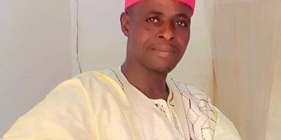 Alexis Mindowo, Président National du MSC : « Le Président Paul Biya, du haut de son humilité et de sa sagesse, reste et demeure l’unique homme d’Etat à même de diriger notre pays dans la paix et la prospérité. Quant aux autres candidats dits de l’opposition, sachons qu’ils ne roulent que pour leurs intérêts personnels. Nous ne devrions contribuer de quelque manière que ce soit aux manœuvres de déstabilisation que certains politiciens sont en train de mener dans notre pays ».