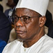 « Je viens par la présente vous signifier ma démission du MANIDEM », écrit l’ex président du Mouvement pour la Renaissance du Cameroun (MRC), tout en exprimant sa « reconnaissance » pour la confiance placée en lui.