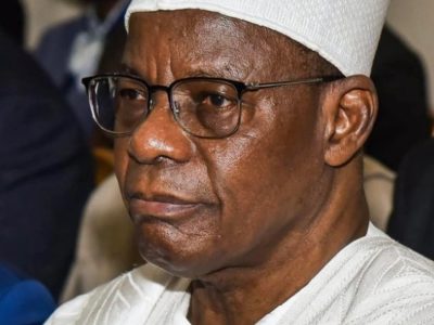 « Je viens par la présente vous signifier ma démission du MANIDEM », écrit l’ex président du Mouvement pour la Renaissance du Cameroun (MRC), tout en exprimant sa « reconnaissance » pour la confiance placée en lui.