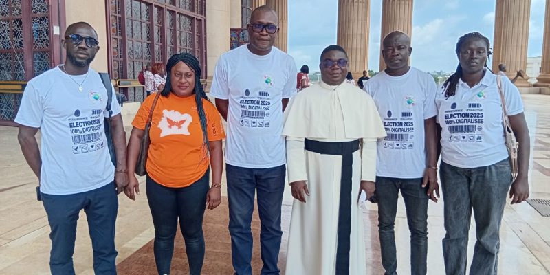 La plateforme des organisations de la société civile pour des élections apaisées en Côte d'Ivoire (PLACE-CI) a prié pour la paix, samedi 04 octobre à la Basilique Notre Dame de la Paix de Yamoussoukro.