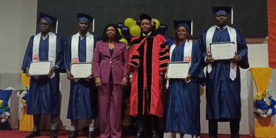 Dans une atmosphère empreinte de fierté et d’émotion, l’Université Polytechnique ISPA a célébré jeudi dernier la cérémonie solennelle de remise de diplômes de sa promotion sortante baptisée « Pierre Demba ». Organisée dans la salle CRRAE-UMOA au Plateau, cette cérémonie a consacré l’aboutissement du parcours académique de 180 diplômés répartis entre les cycles de Licence, Master et MBA.