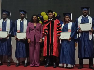 Dans une atmosphère empreinte de fierté et d’émotion, l’Université Polytechnique ISPA a célébré jeudi dernier la cérémonie solennelle de remise de diplômes de sa promotion sortante baptisée « Pierre Demba ». Organisée dans la salle CRRAE-UMOA au Plateau, cette cérémonie a consacré l’aboutissement du parcours académique de 180 diplômés répartis entre les cycles de Licence, Master et MBA.