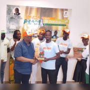 Le Musée des cultures contemporaines Adama Toungara d’Abobo a vibré, ce samedi 18 octobre 2025, au rythme des mots et des émotions lors de la première édition du concours « Slam Peace », placée sous le parrainage du ministre de la Communication et porte-parole du gouvernement, Amadou Coulibaly.