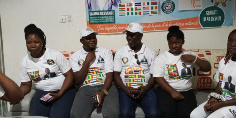Salif Gassambé, président de l’ONG Diaspora CEDEAO, a accordé un entretien à la rédaction de laplumedelaigle.com le 22 octobre 2025. Le leader associatif s’est exprimé sur la situation socio-économique et politique de la Côte d’Ivoire. À travers un message fort, il a appelé la jeunesse à s’engager résolument sur la voie de la paix et de la responsabilité citoyenne. La synthèse de l’échange avec la rédaction.
